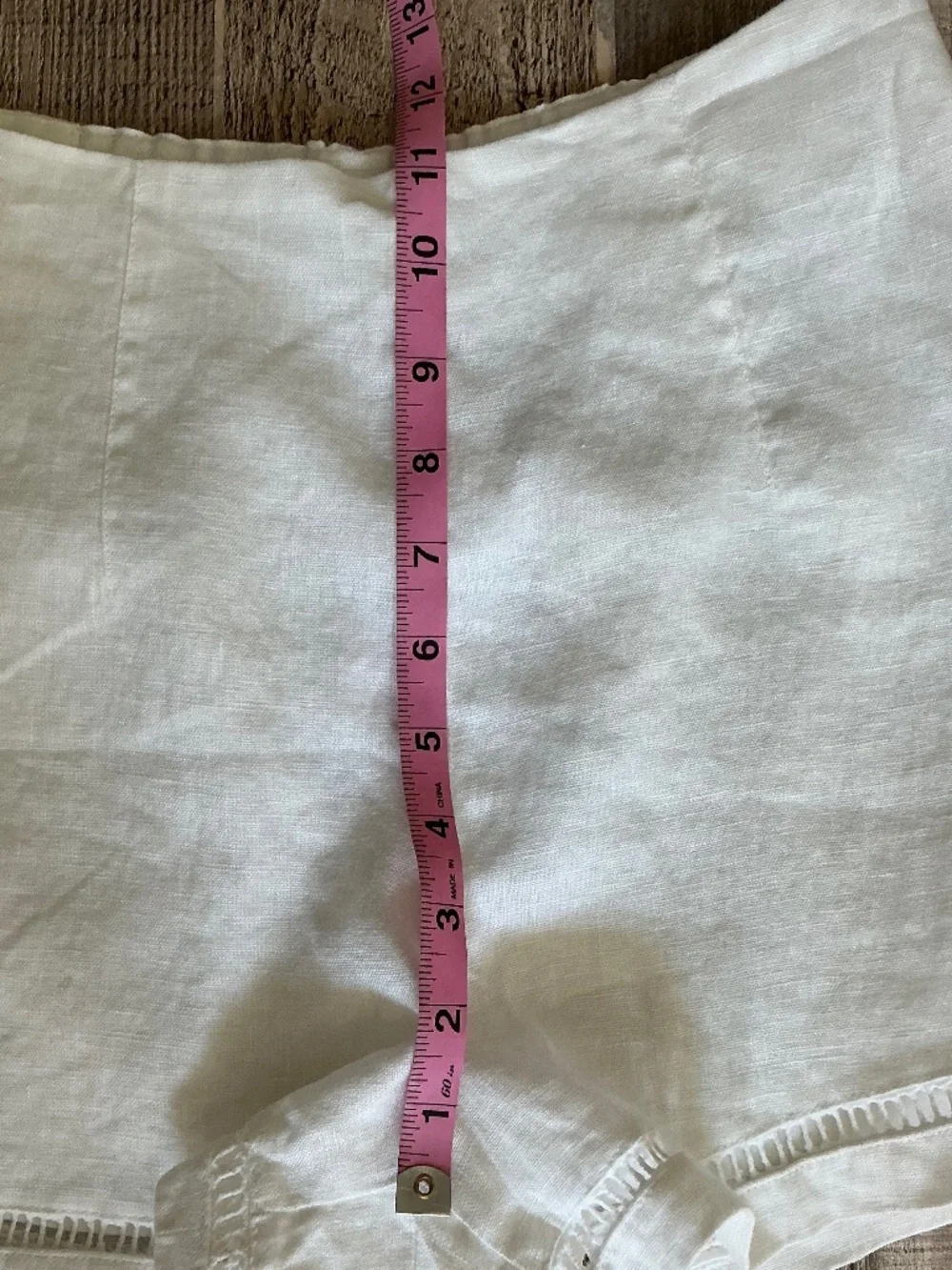 Banana Republic Hi Rise Ladder Stitch Lace Trim 3” White Linen Shorts NWT SZ 4